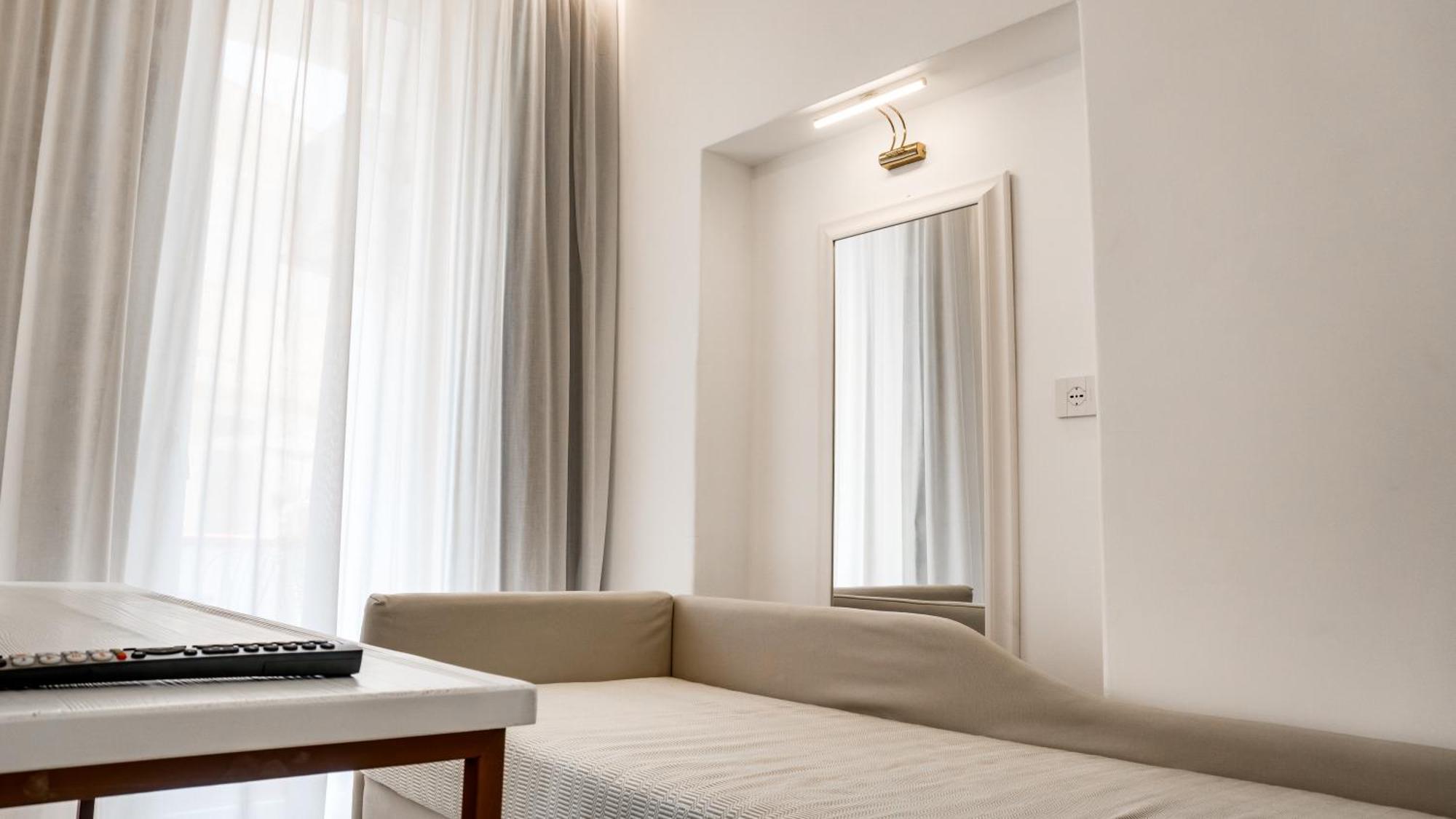Hotel Kalista à Cagliari Extérieur photo